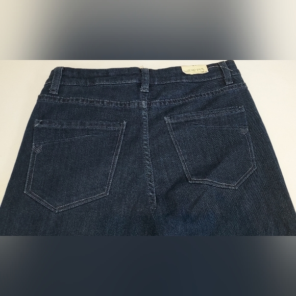 Banjara Dark Wash Sky High Skinny Distressed Jeans NWT - Picture 6 of 9